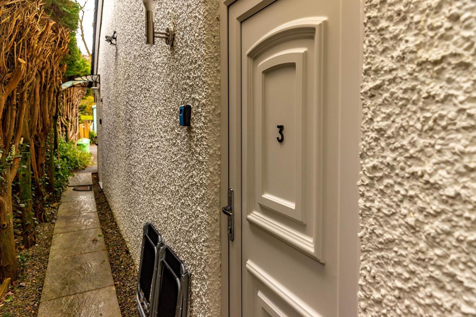 Roger Ground Guest House - With Onsite Car Parking Windermere Exterior foto